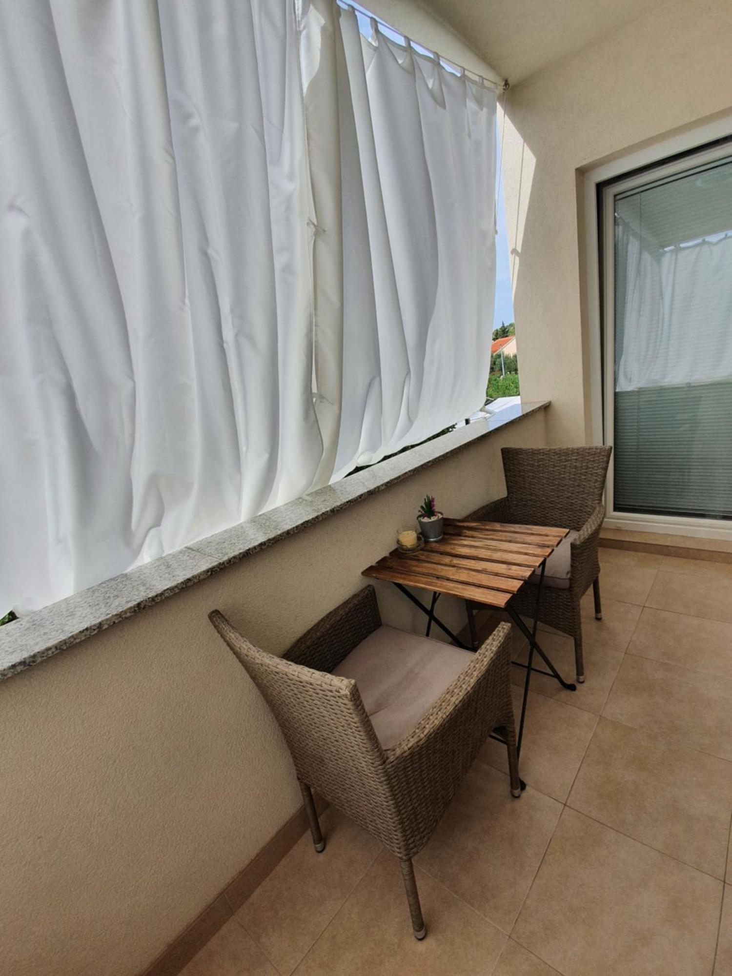 Marti Apartment Murter